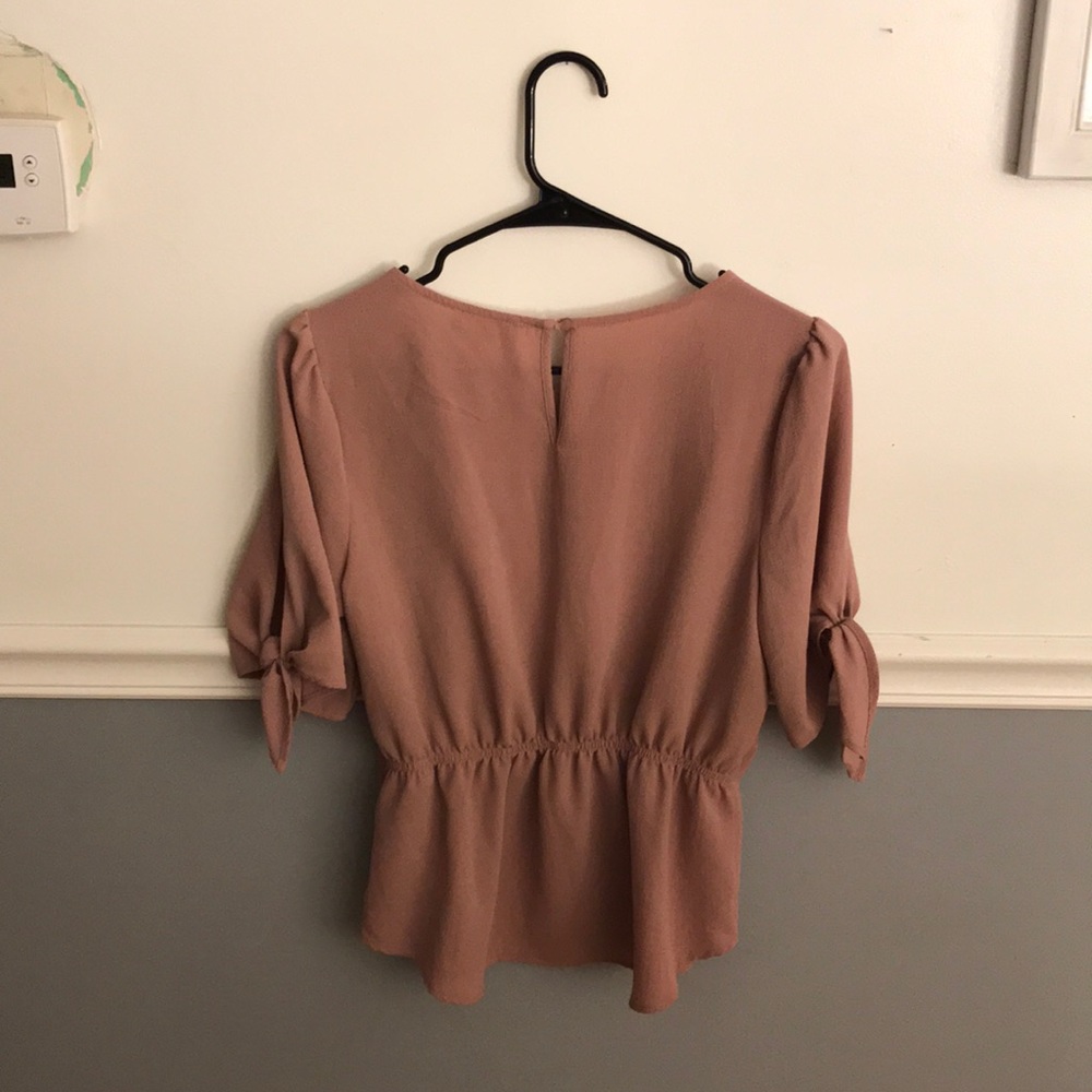 Monteau - Picture 2 of 6